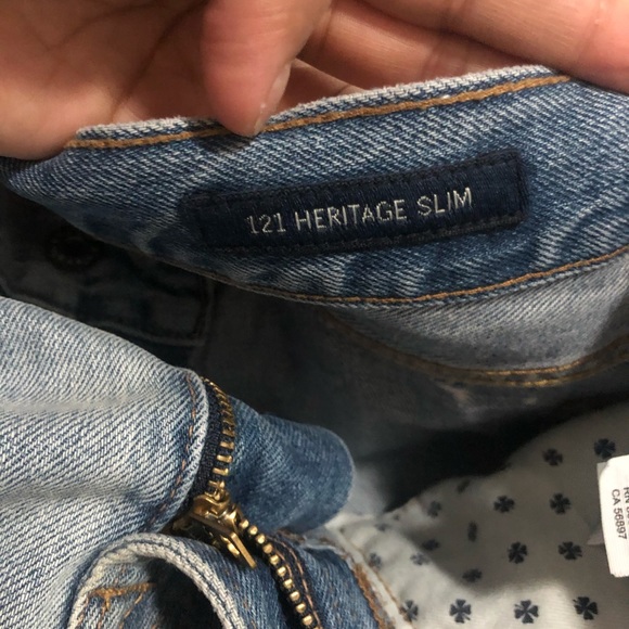 Lucky Brand Ripped & Distressed Jeans - Picture 6 of 8